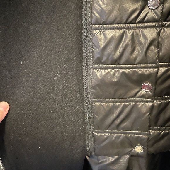 Guess Black Coat - Picture 7 of 7